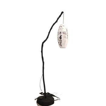 Podna svjetiljka s estetikom Song dinastije, moderni kineski stil, zen inspirirana čajna soba i radna soba, grana oblik lampe s listovima bambusa.