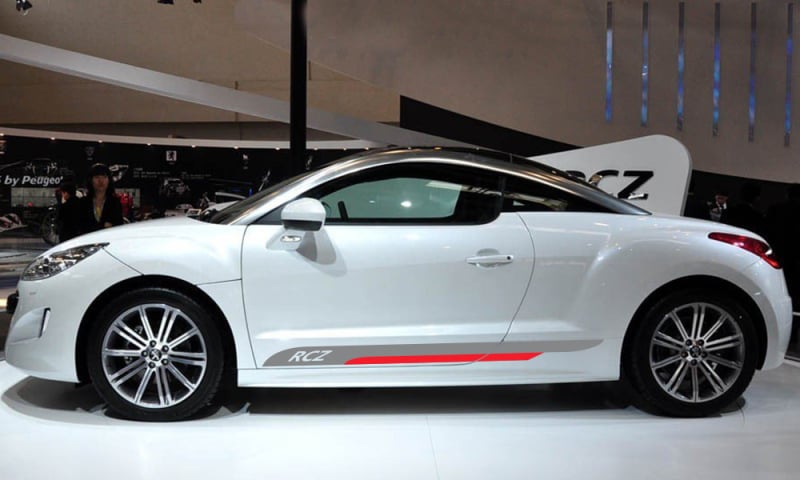 Milvere стикер за странични прагове на Peugeot RCZ – графичен дизайн с цветя