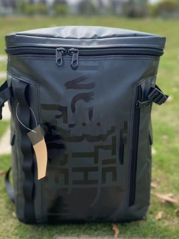Unisex planinarska ruksak, kapaciteta 20–35 L, vodootporan najlon, za 14-inčni laptop