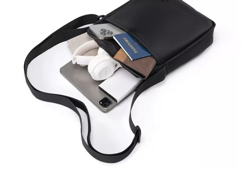 Muška maskirna lagana casual crossbody torba