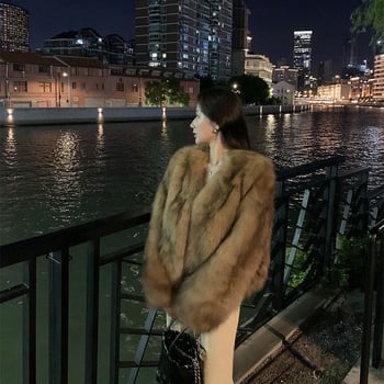 Дамско палто от изкуствена козина на лисица, зима 2025, корейски стил, свободно късо палто с V-образно деколте