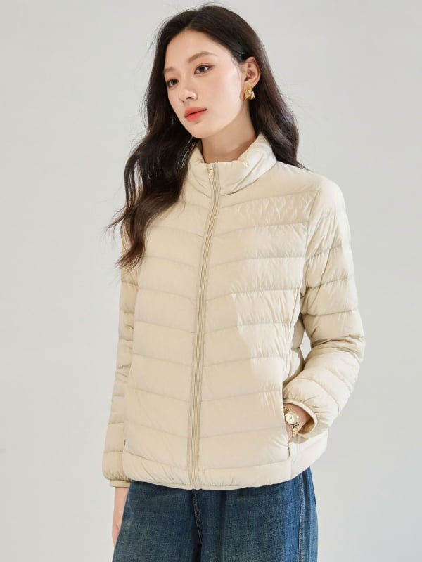 2025 Χειμώνας: γυναικείο κοντό down jacket με standing collar, μίνιμαλ στυλ, ελαφρύ και casual
