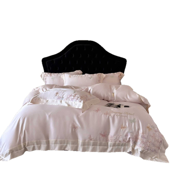 Francuski stil, nježan Lyocell četverodjelni set posteljine s izvezenim leptirima – navlaka za pokrivač i plahte ružičaste boje