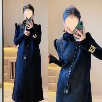 Costum de damă cu fustă pentru toamnă-iarnă, stil inspirat din China, design minimalist cu blocuri de culoare, top tricotat cald și fustă cu mâneci lungi