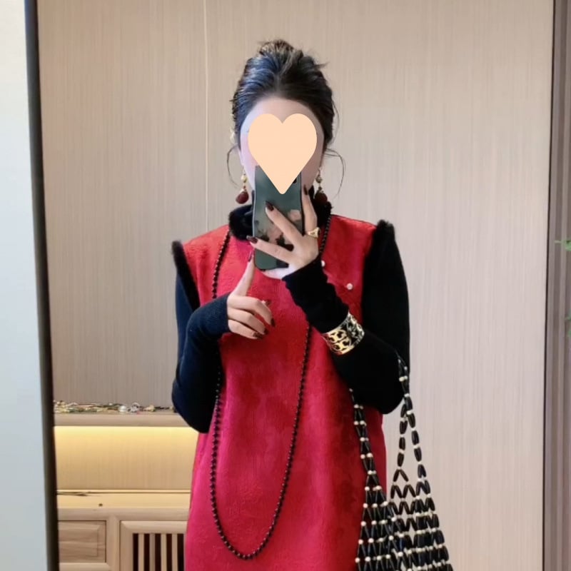Costum de damă cu fustă pentru toamnă-iarnă, stil inspirat din China, design minimalist cu blocuri de culoare, top tricotat cald și fustă cu mâneci lungi
