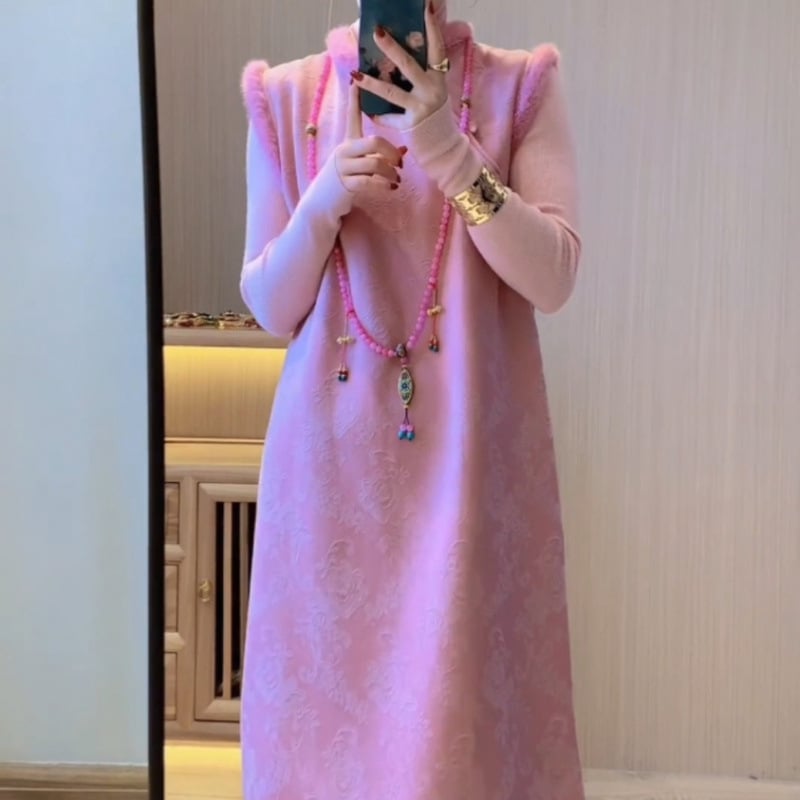 Costum de damă cu fustă pentru toamnă-iarnă, stil inspirat din China, design minimalist cu blocuri de culoare, top tricotat cald și fustă cu mâneci lungi