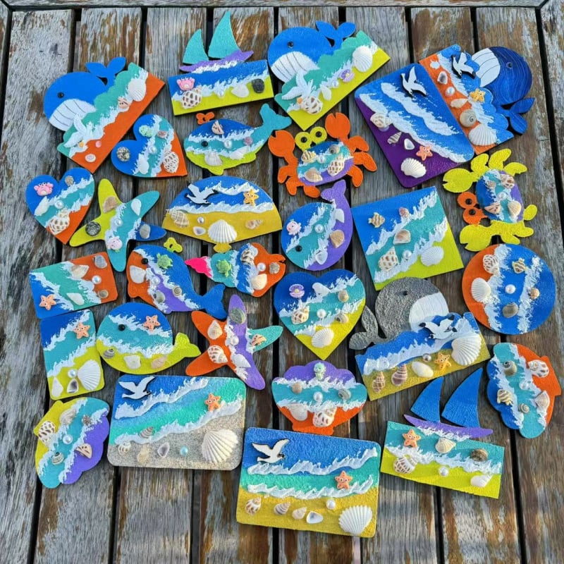 Magnet de frigider cu pictură texturată, motiv marin și plajă, scoici naturale – suvenir de călătorie