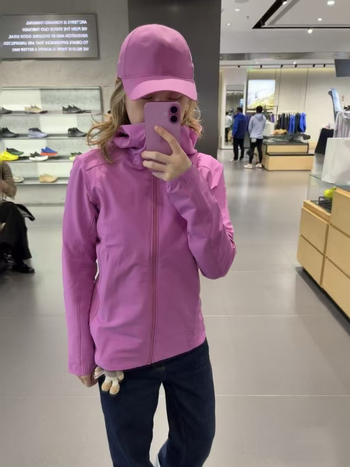 Gamma sorozat Softshell dzseki, Slim-Fit, madárhímzéssel és betűk hímzésével, kapucnival