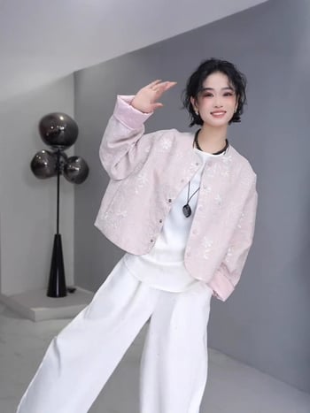 Palton scurt brodat pentru femei, stil chinezesc nou, primăvara 2025, croială lejeră, elegant, top versatil