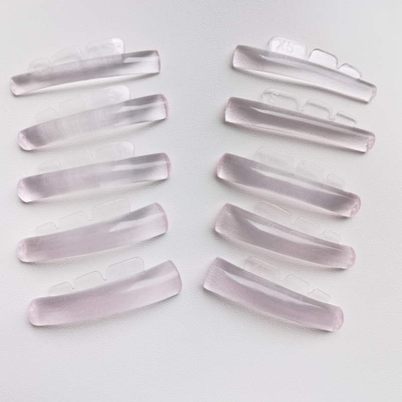 Set autoadeziv nou: 5 perechi de tampoane zimțate pentru permul de gene, tampoane din silicon cu keratină și gel