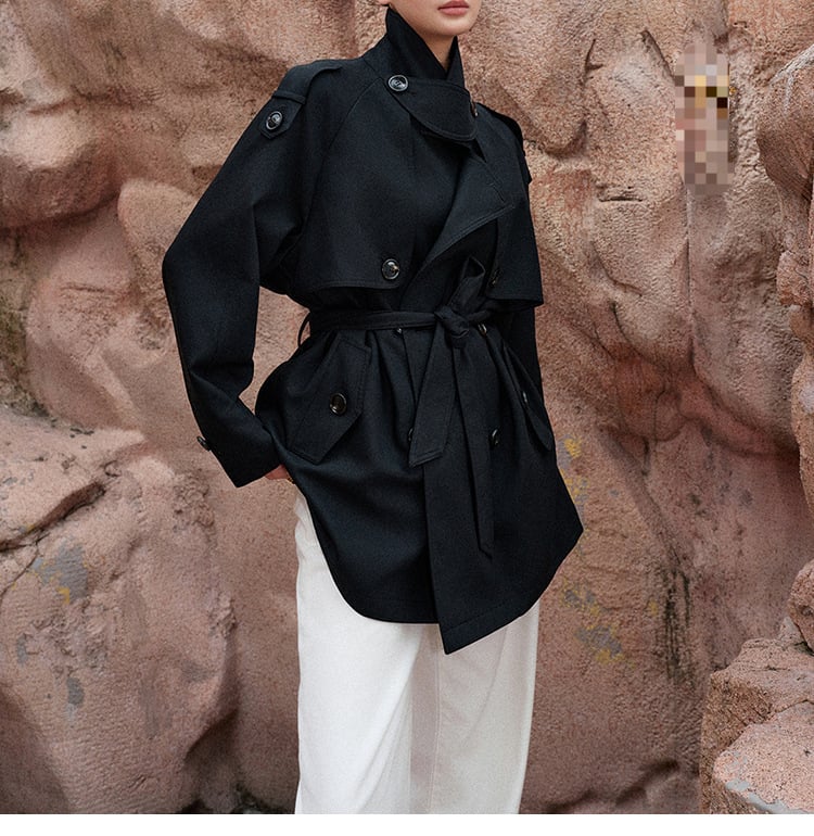 Jachetă scurtă anti-vânt pentru femei, cu rever și talie accentuată, uni alb sau negru, material poliester-viscose, toamna 2025, stil elegant pentru oraș