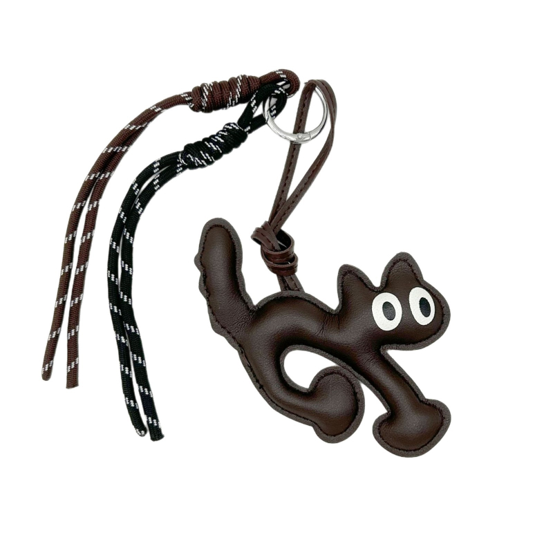 Accesorii din piele lucrate manual: breloc pentru chei de mașină și pandant pentru geantă, cu motiv pisică