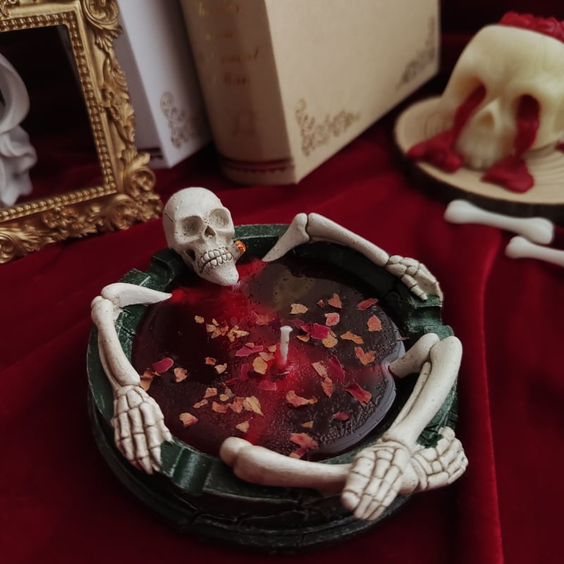 Halloween skelet aromaterapijska svijeća s mirisom ruže — stolna dekoracija