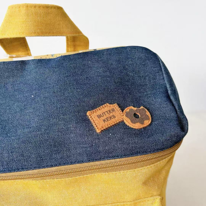 Kusuguru vezena mačka s naočalama – ruksak za putovanja, dnevni ruksak s džepom za telefon i karticom identifikacije, model 960-6521