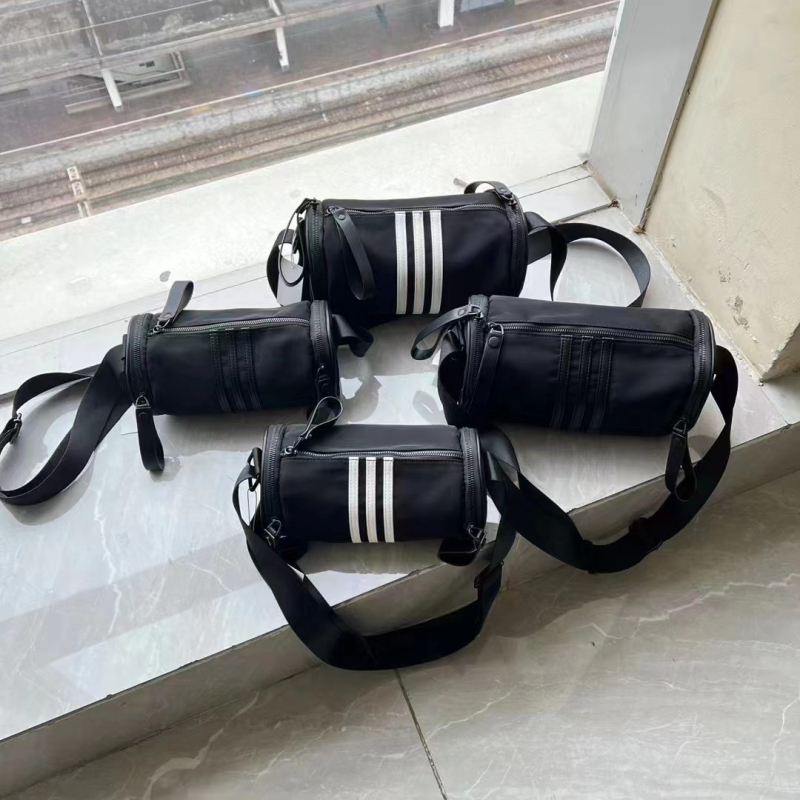 Nova casual crossbody torba s velikim kapacitetom, cilindričnog oblika, od Oxford platna
