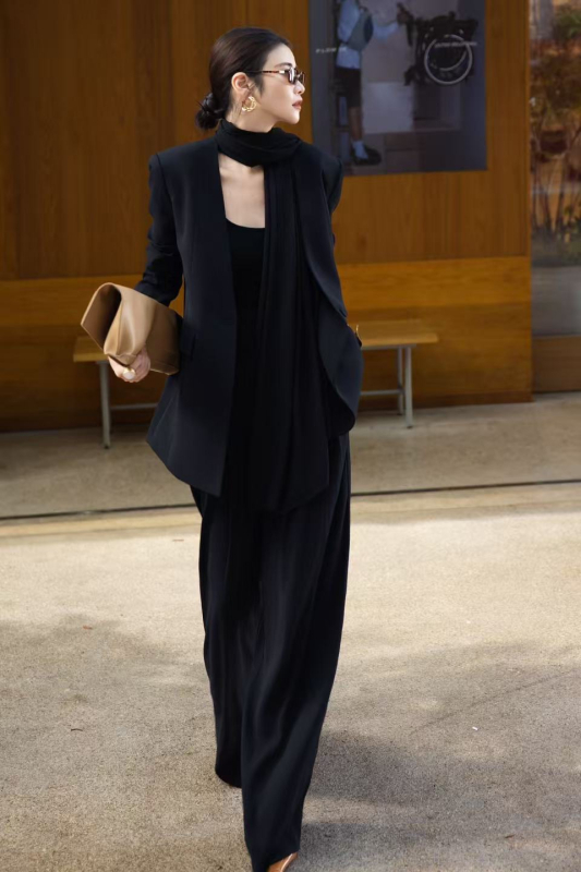 2025 Costum negru pentru femei din trei piese: siluetă drapată elegantă și pantaloni largi, pentru toamnă