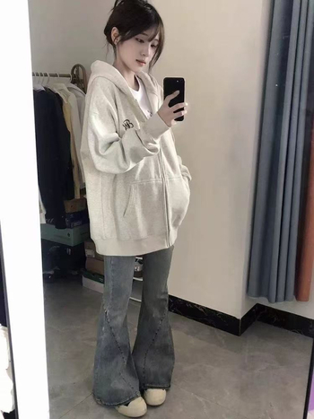 Ženski oversize hoodie s kapuljom i zipom – zimski stil 2025