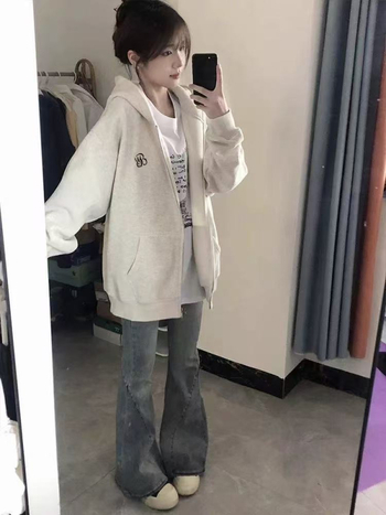 Ženski oversize hoodie s kapuljom i zipom – zimski stil 2025