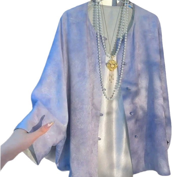 Novi top u kineskom stilu za ranu jesen 2025, mladi retro inspiriran Tang stil, elegantan lagani luksuzni top