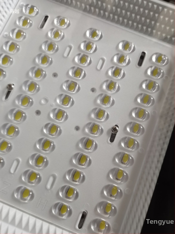 Solárna pouličná lampa s integrovanou hlavou, vonkajšie použitie, 12V 60W, LED Gold Bean, vrátane batérie a súprav na montáž a opravy
