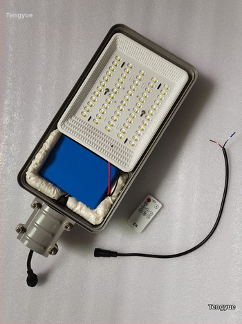 Solárna pouličná lampa s integrovanou hlavou, vonkajšie použitie, 12V 60W, LED Gold Bean, vrátane batérie a súprav na montáž a opravy