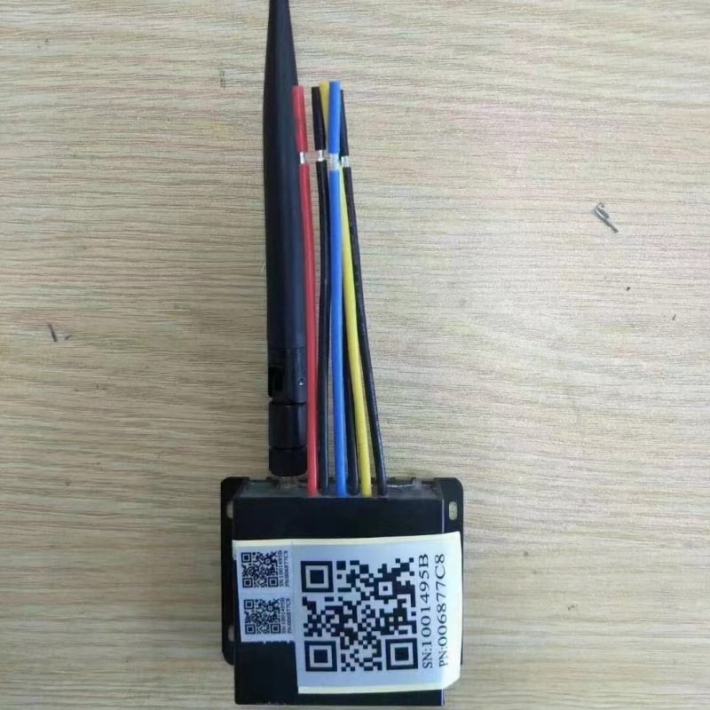 IoT контролер за 12V слънчево улично осветление, MPPT константен ток, 4G еднолампов контролер