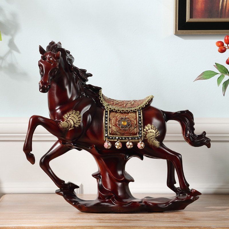 Ručno obojena figura konja od smole za Feng Shui bogatstvo – dekor za dom i ured
