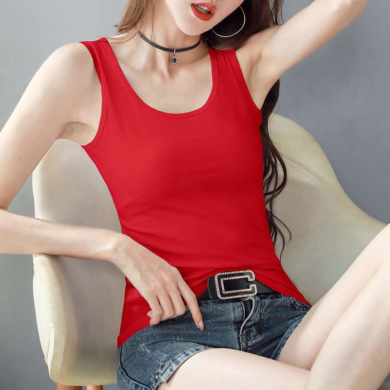Дамски бял памучен потник за лято, Slim fit, U-образно деколте, с красив гръб, подходящ както за външно носене, така и като базов топ.