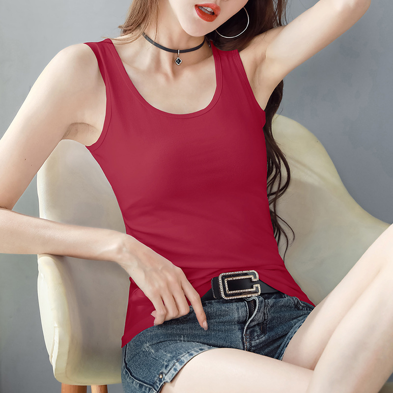 Дамски бял памучен потник за лято, Slim fit, U-образно деколте, с красив гръб, подходящ както за външно носене, така и като базов топ.