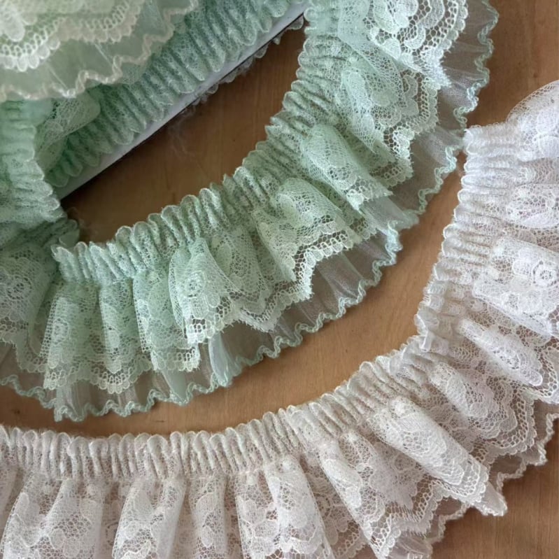 Tri sloja jabuka-zelena šifonska čipka s uzorkom dogtooth – DIY materijal za odjeću