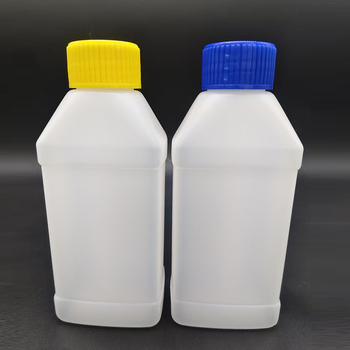 250 ml-es négyszögletes műanyag palack mosószerhez és fertőtlenítőhöz