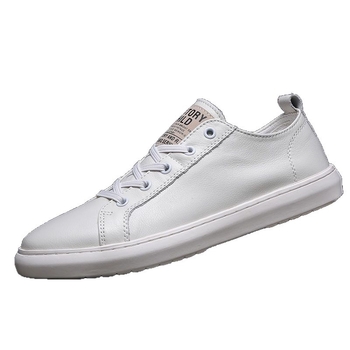 Férfi fehér PU bőr sneaker, koreai stílus, egyszerű és divatos, légáteresztő, könnyű, alacsony profilú mindennapi cipő