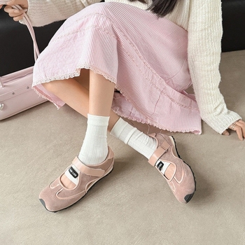 Γυναικείες Mary Jane με Velcro, χρωματικά block, αθλητικό–casual στυλ, άνοιξη 2026, σουέντ επάνω, στρογγυλή μύτη, καουτσούκ σόλα