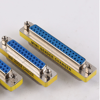 Adapter DB9 na HD-15/DB-15/DB-25/DB-37, muški–ženski