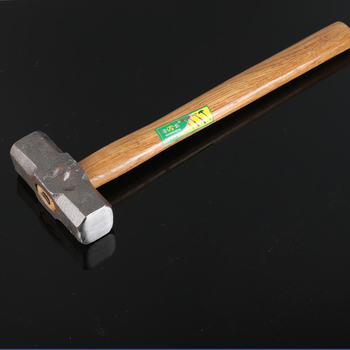 Oktagonalni čekić s glavom od visokougljičnog čelika, drvena drška, duljina 32 cm, za gradnju