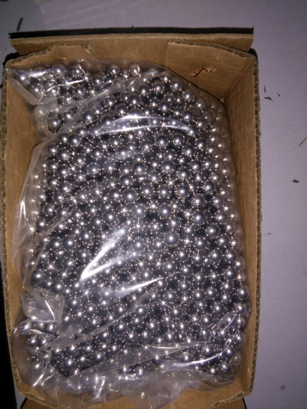 8 mm nehrđajuća čelična kugla, materijal 4Cr13, magnetska, za pribor za ležaje