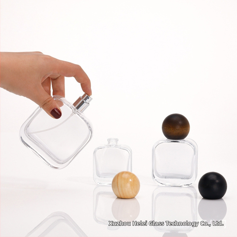 30 ml-es üveg parfüm fa kupakkal, üres kozmetikai mintaüveg