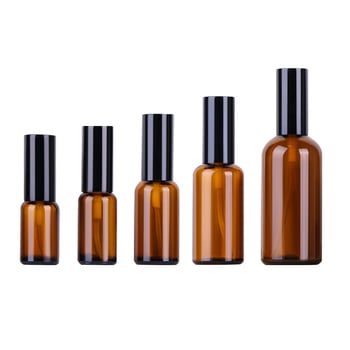Borostyánszínű, matt üveg illóolajhoz, 100 ml, 15 ml anodizált alumínium szórófej és 50 ml-es hidroszol üveg
