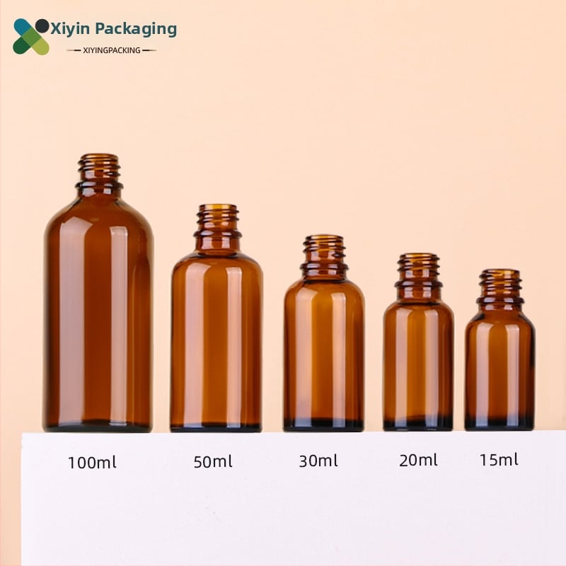 Borostyánszínű, matt üveg illóolajhoz, 100 ml, 15 ml anodizált alumínium szórófej és 50 ml-es hidroszol üveg