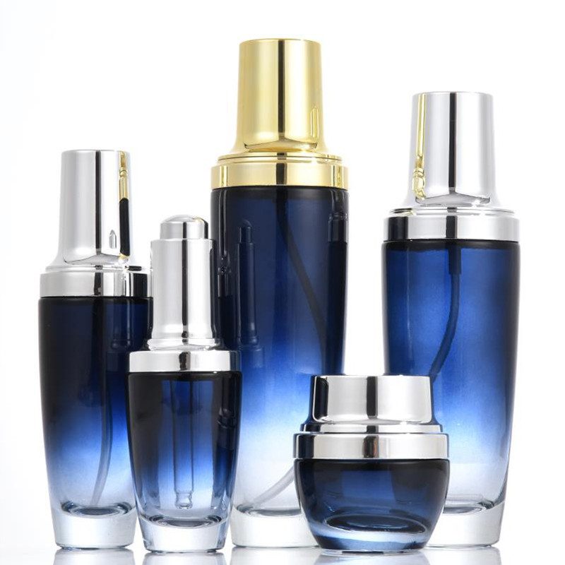120 ml fekete kozmetikai flakonokból álló készlet, benne 100 ml tonik és emulzió/esszencia üvegek
