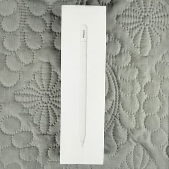 Bluetooth kapacitívny stylus pre Apple iPad 3. generáciu s nabíjaním cez Type-C na kreslenie a dotykový displej