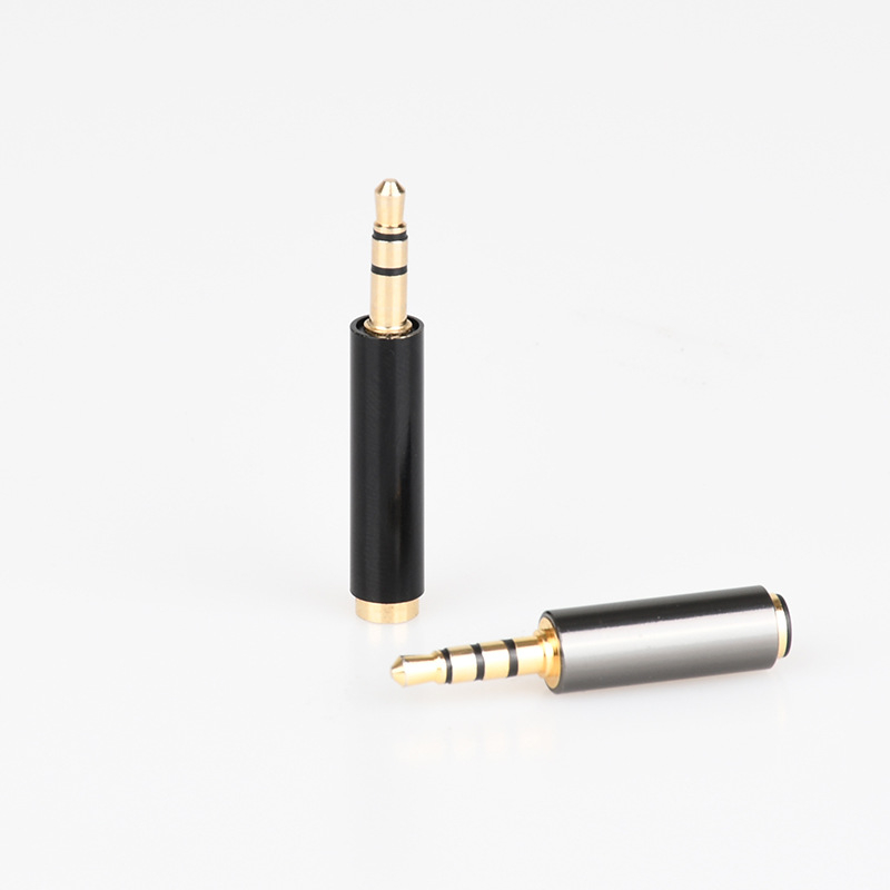 Adapter mikrofona 3,5 mm: razina 4 na razinu 3; nacionalni američki standard; kompatibilan s Apple i Android telefonima