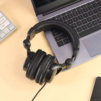 Žične slušalice za monitoriranje instrumenata na glavi, namijenjene DJ-ima, elektronskoj tipkovnici, električnoj klavijaturi i gitari te učenju