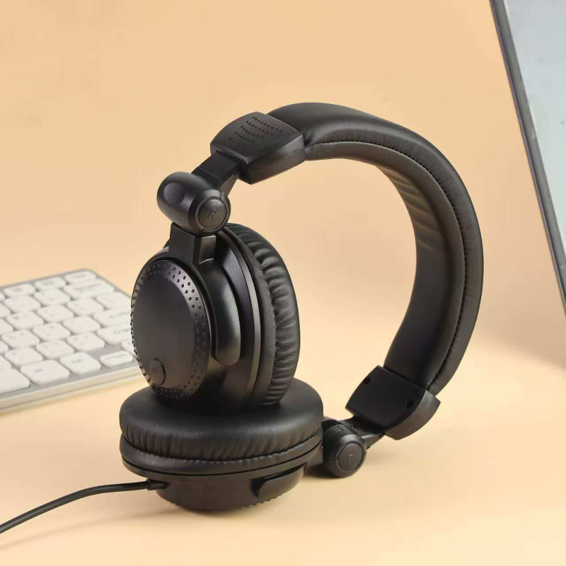 Žične slušalice za monitoriranje instrumenata na glavi, namijenjene DJ-ima, elektronskoj tipkovnici, električnoj klavijaturi i gitari te učenju