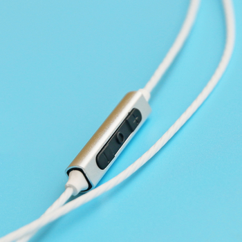 Prozirni bijeli MMCX kabel za slušalice s mikrofonom, regulacijom glasnoće, zamjenski kabel, kompatibilan s iOS i Android