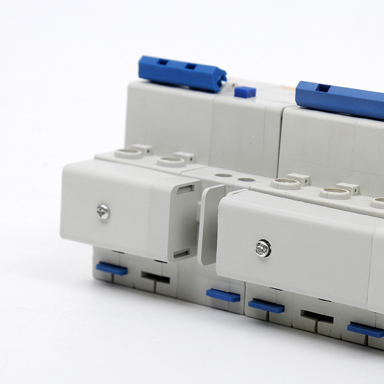DZ47LE-63 2P RCBO mali prekidač za zaštitu od curenja, 20A/40A, prilagodljiv