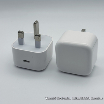 Apple 17 nabíjačka PD40W, Type-C, s UK/EU/US zásuvkou – rýchle nabíjanie