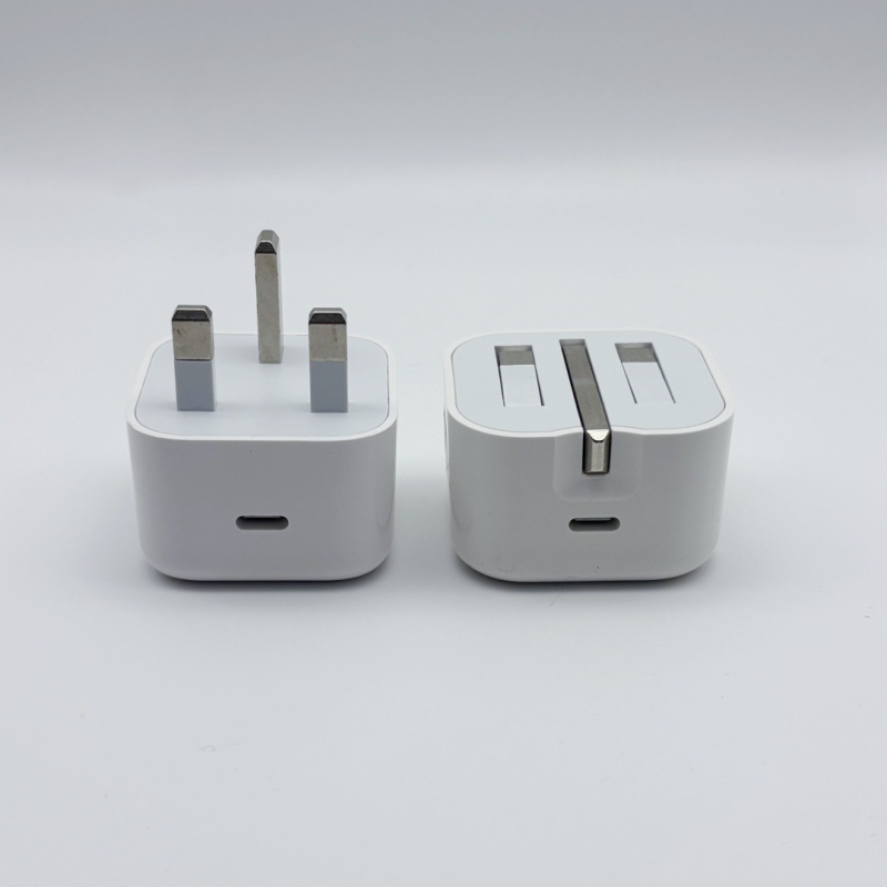 Apple 17 PD40W Type-C töltő, UK/EU/US konnektorral – gyors töltés