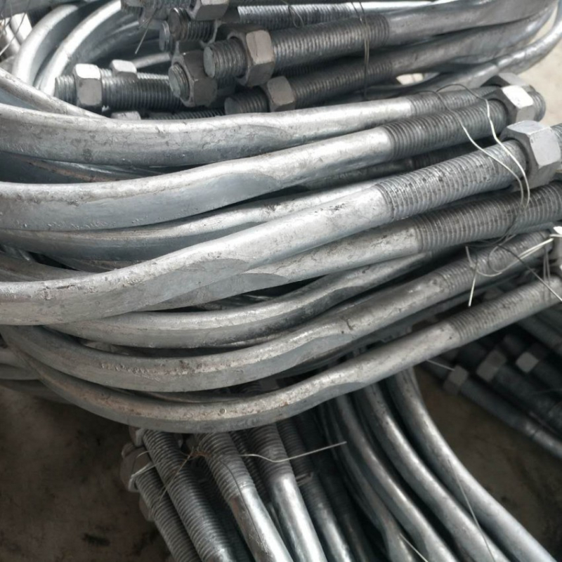 Hot-dip galvanizirana U-obujmica s U-vijakom za električne instalacije, ravna spona, nominalni promjer 20 mm