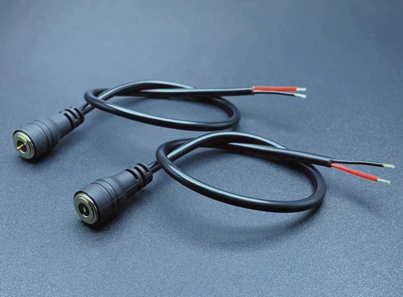 2-pinski magnetni kabel za napajanje, 36W, duljina kabela 30 cm, pogodan za rasvjetu i male kućanske aparate, bežično magnetsko punjenje